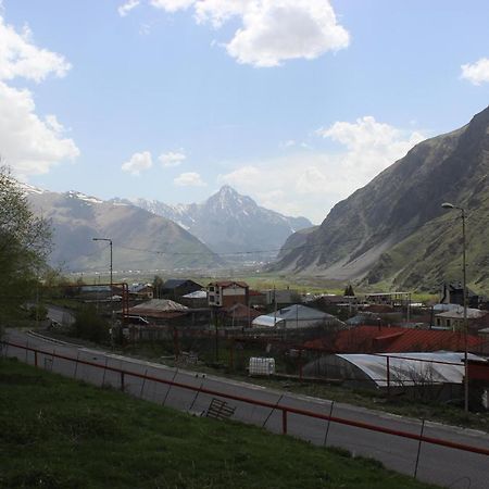 Golden Star Kazbegi Hotel Exterior foto